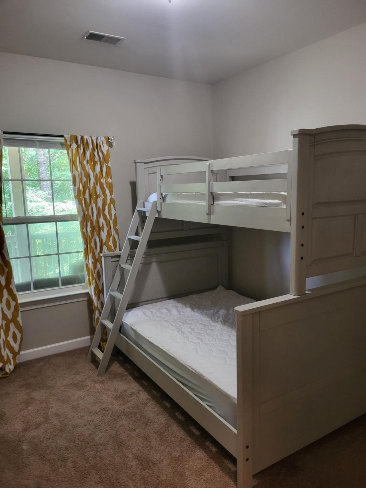 407 S Elgin Court Photo 24