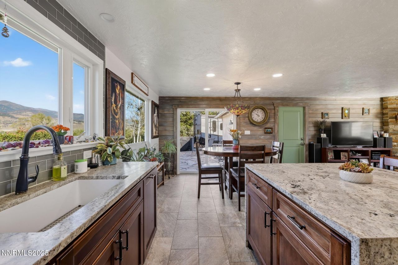 1385 Dunbar Drive, Washoe Valley, NV 89704 Photo