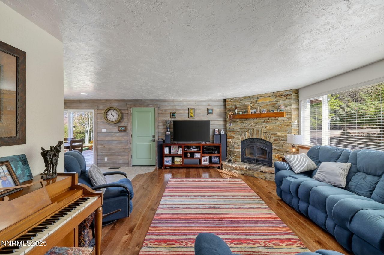 1385 Dunbar Drive, Washoe Valley, NV 89704 Photo