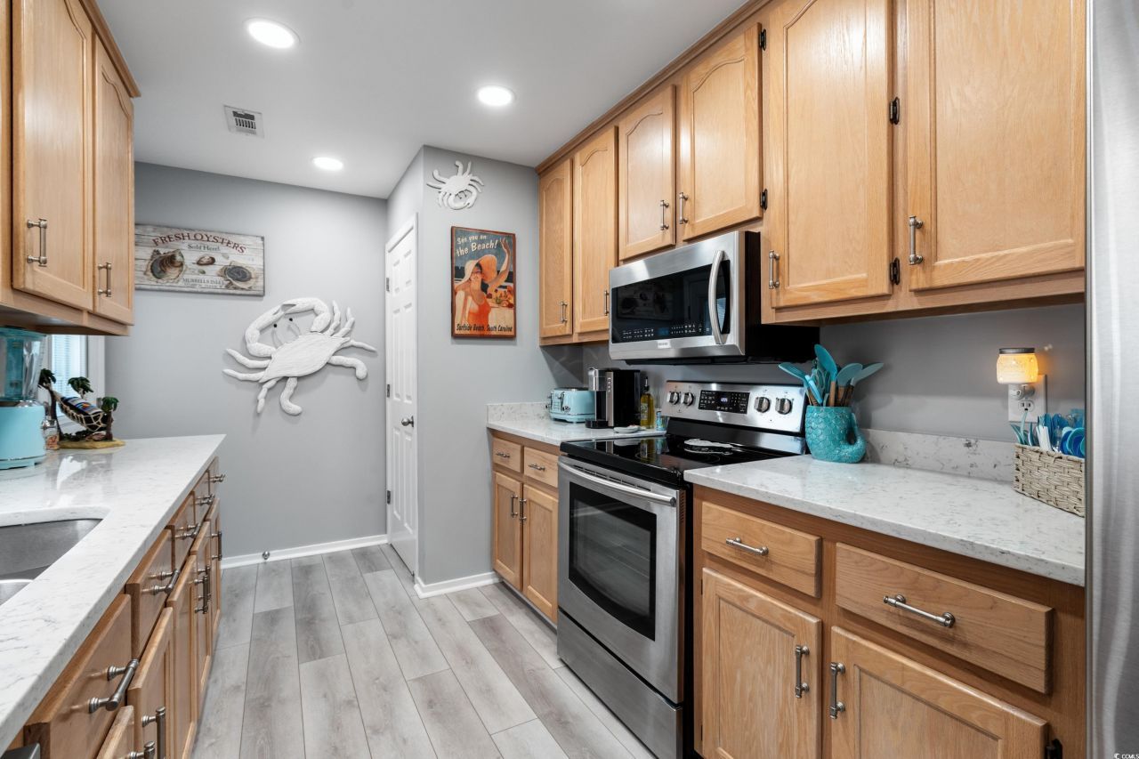 1031 N Dogwood Dr. Photo 10