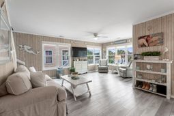 1031 N Dogwood Dr. photo 4