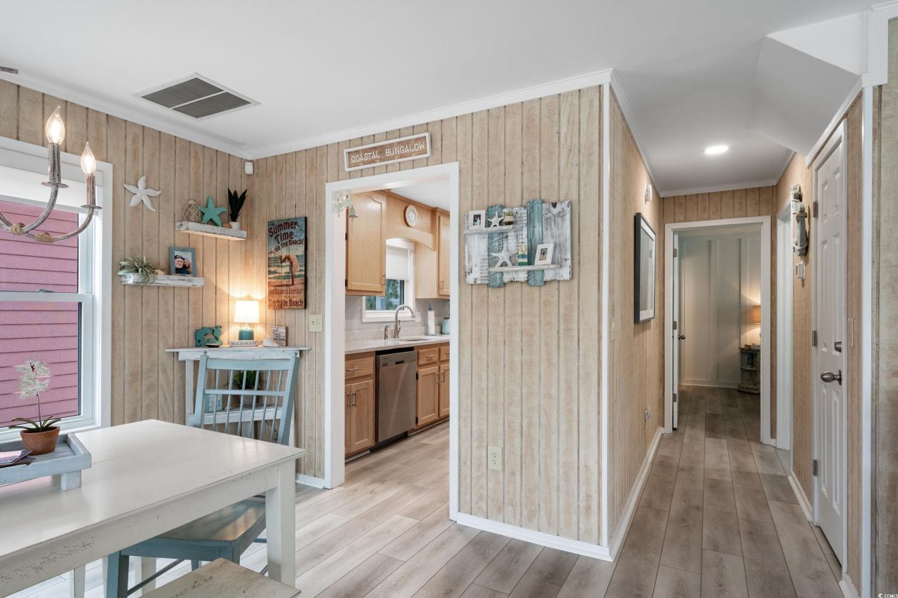 1031 N Dogwood Dr. Photo 8