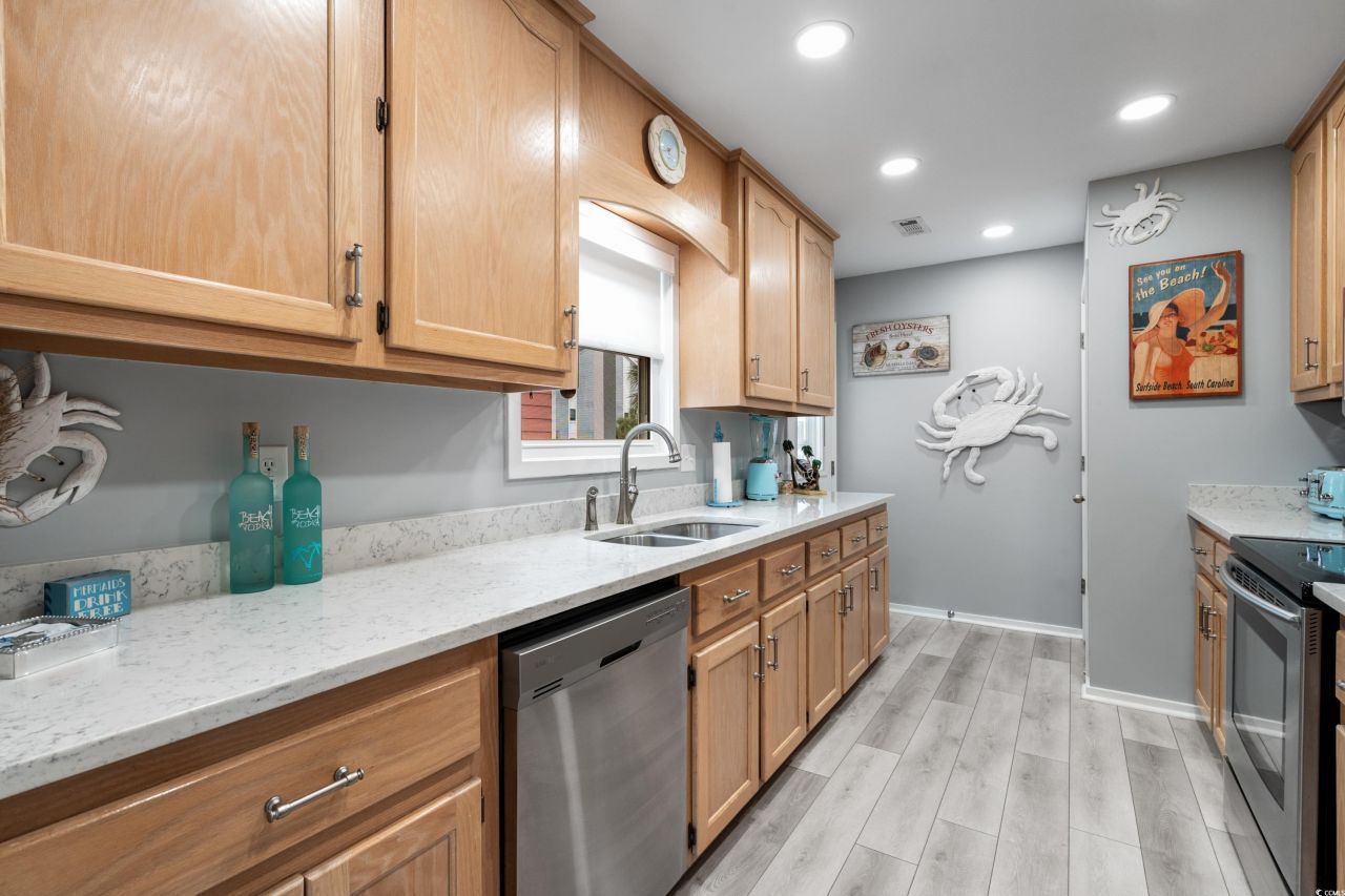 1031 N Dogwood Dr. Photo 9