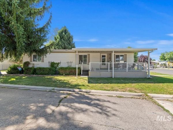 275 N Checola Cir, Boise, ID 83713