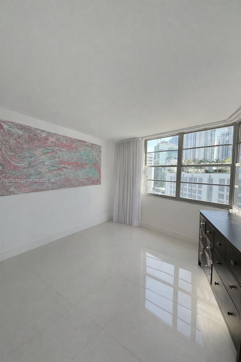 825 Brickell Bay Dr, Unit 1151, Miami, FL 33131 Photo