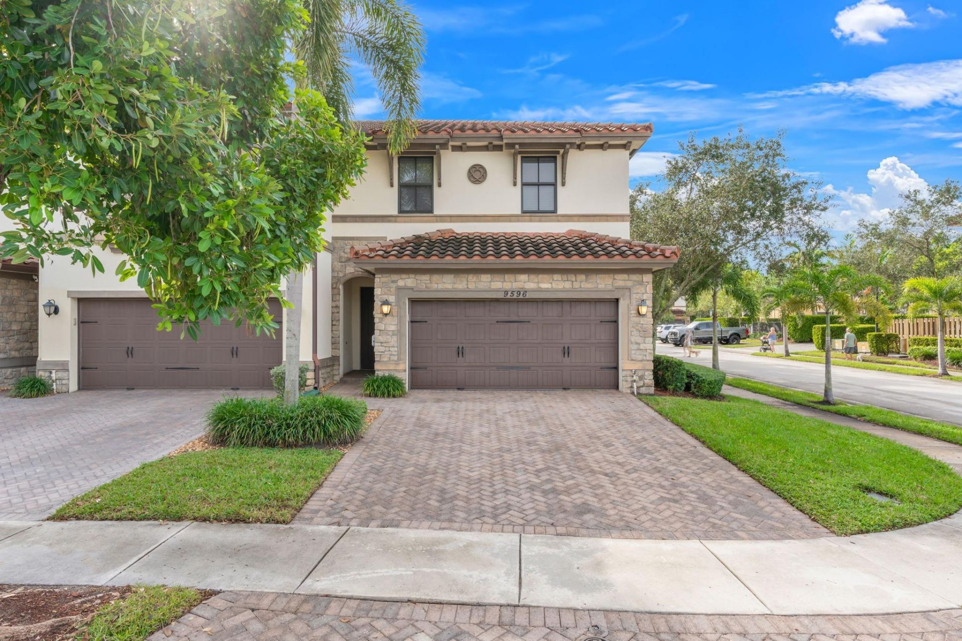 9596 Town Parc Cir N, Unit 9596, Parkland, FL 33076 Photo