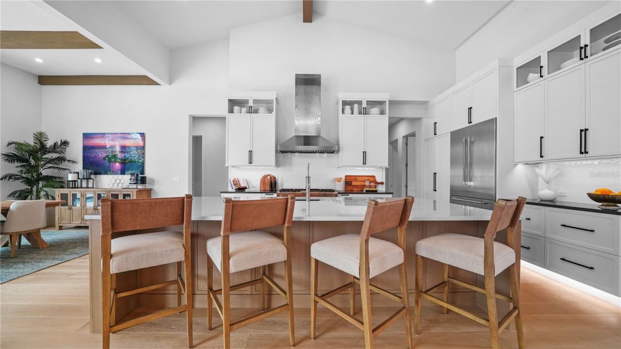 1915 Tulip Drive, Sarasota, FL 34239 Photo