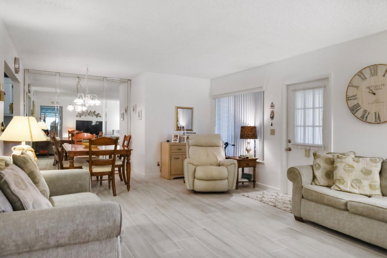 106 Lake Pine Circle, Unit C-1, Greenacres, FL 33463 Photo