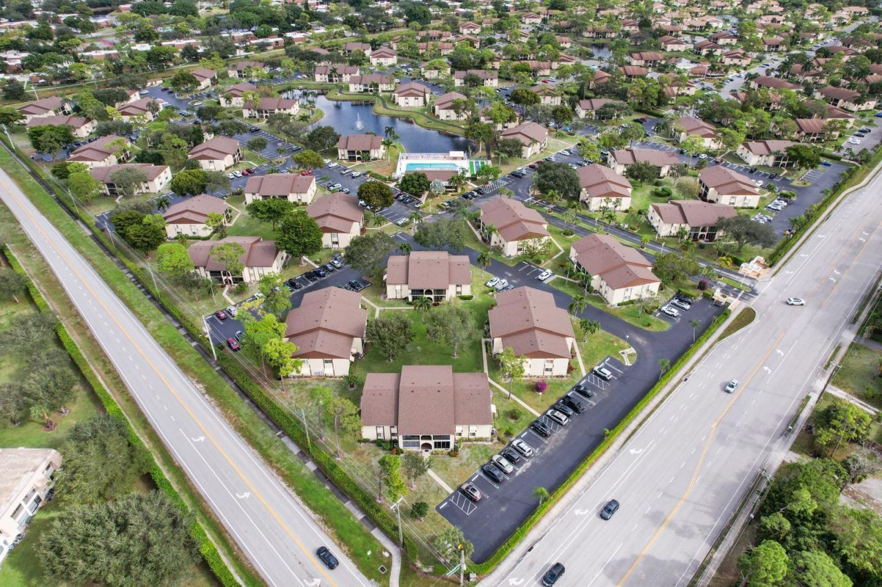 106 Lake Pine Circle, Unit C-1, Greenacres, FL 33463 Photo