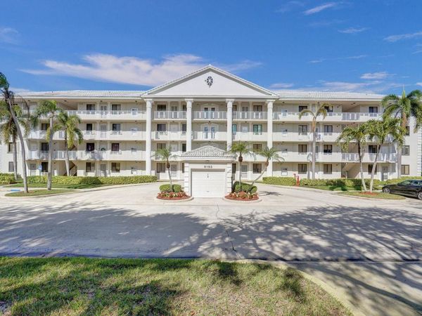 6193 Balboa Circle, Unit 201, Boca Raton, FL 33433
