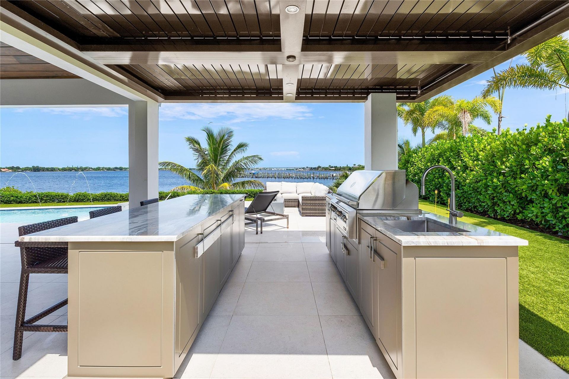 2842 SW Rivers End Way, Palm City, FL 34990 Photo