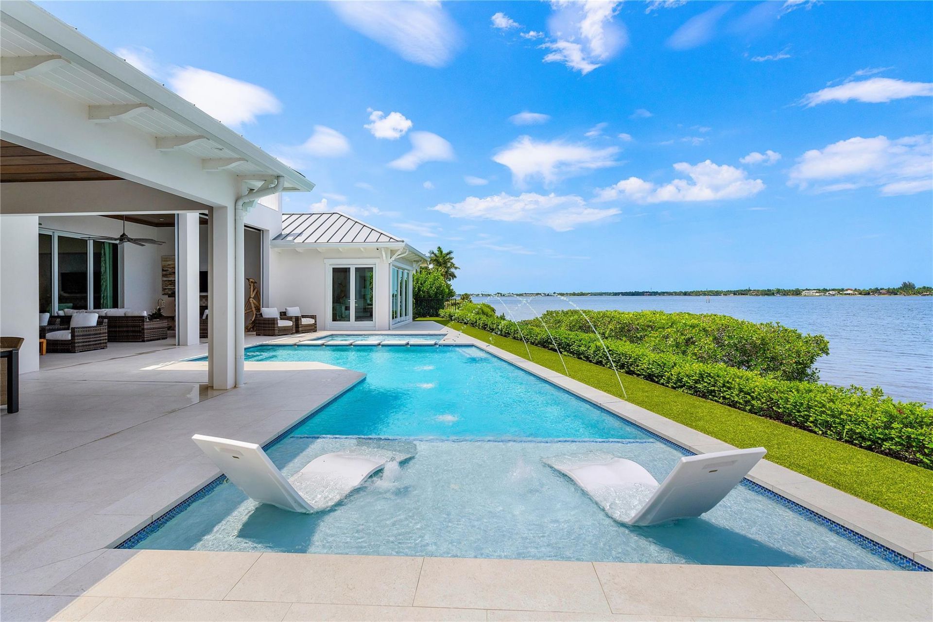 2842 SW Rivers End Way, Palm City, FL 34990 Photo