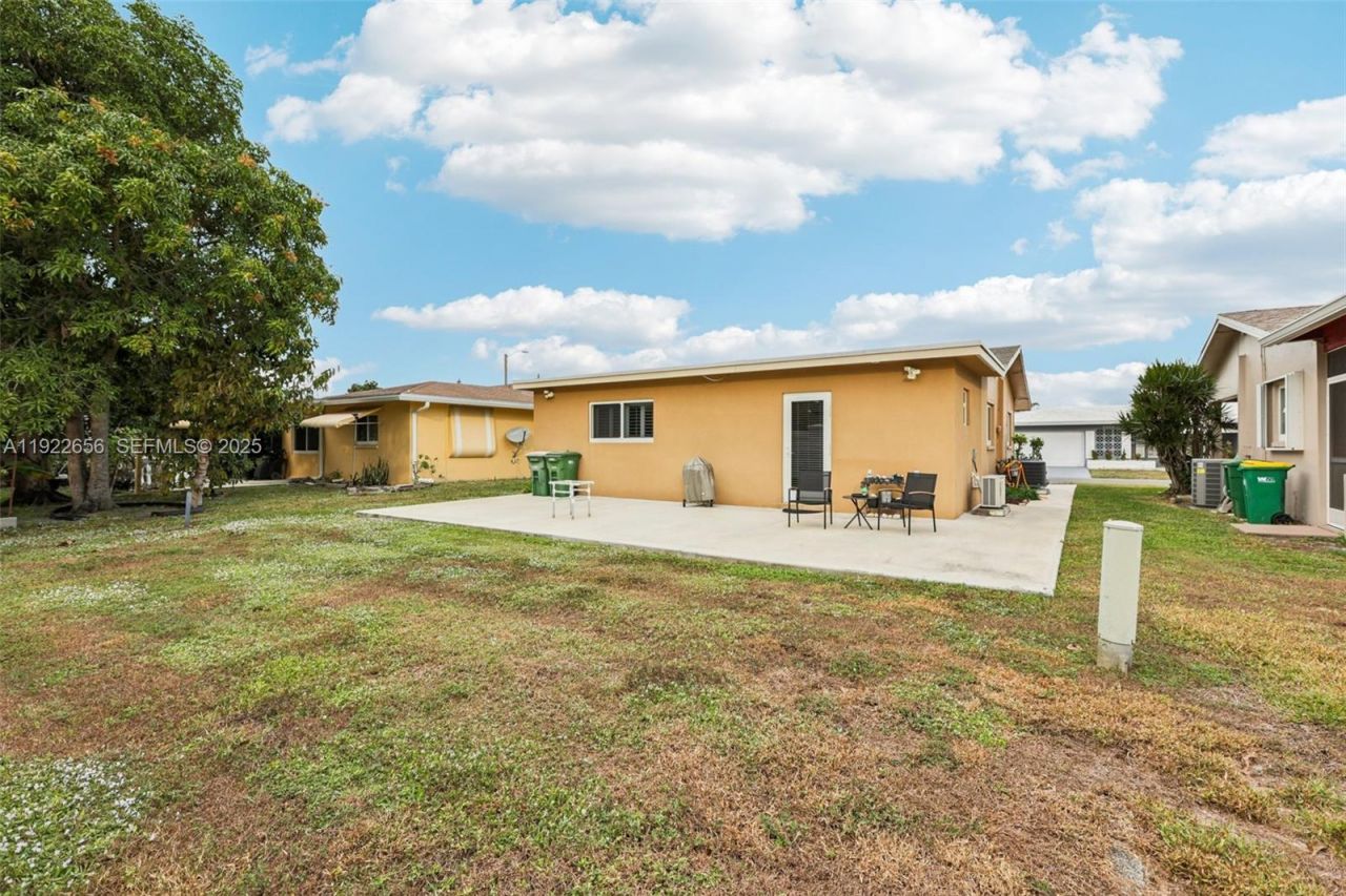 6003 NW 74th Ave, Tamarac, FL 33321 Photo