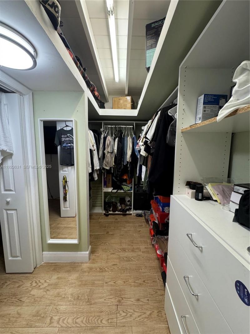 2390 SW 18th Ave, Fort Lauderdale, FL 33315 Photo