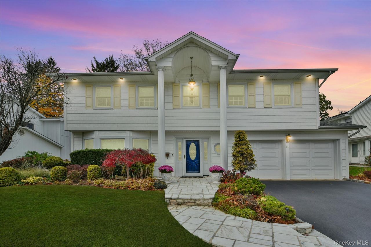 11 Joy Drive, Manhasset Hills, NY 11040 Main Photo