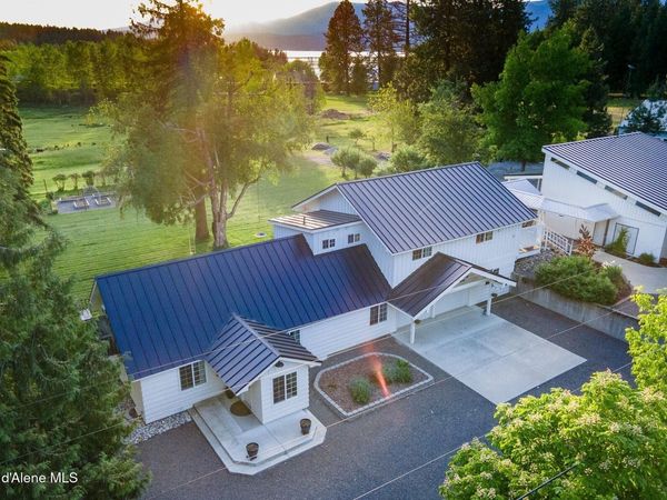 1041 Bottle Bay Rd, Sagle, ID 83860