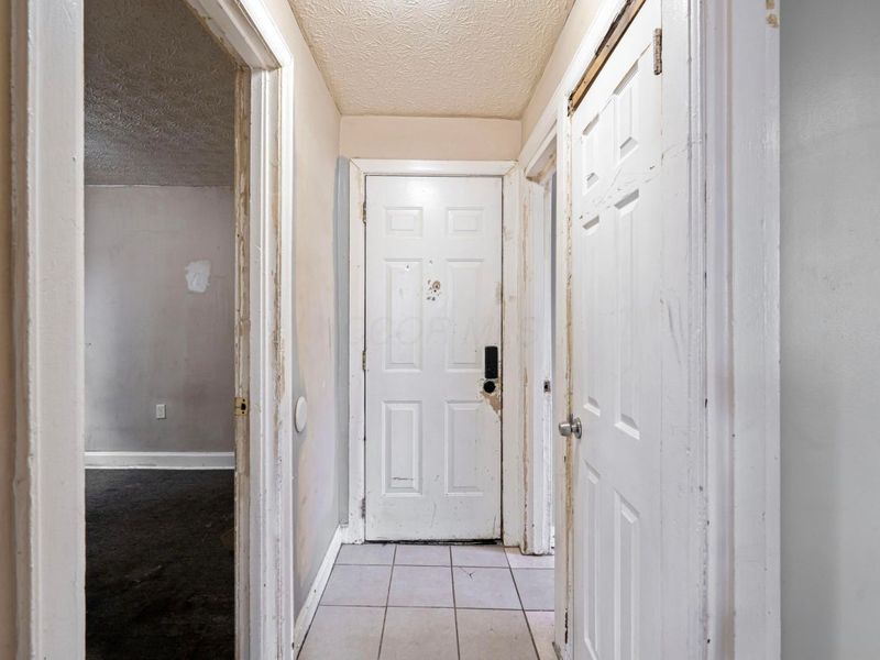 397 Catherine Street, Columbus, OH 43223 Photo 16