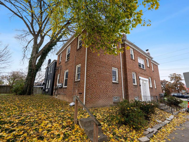 397 Catherine Street, Columbus, OH 43223 Photo 2