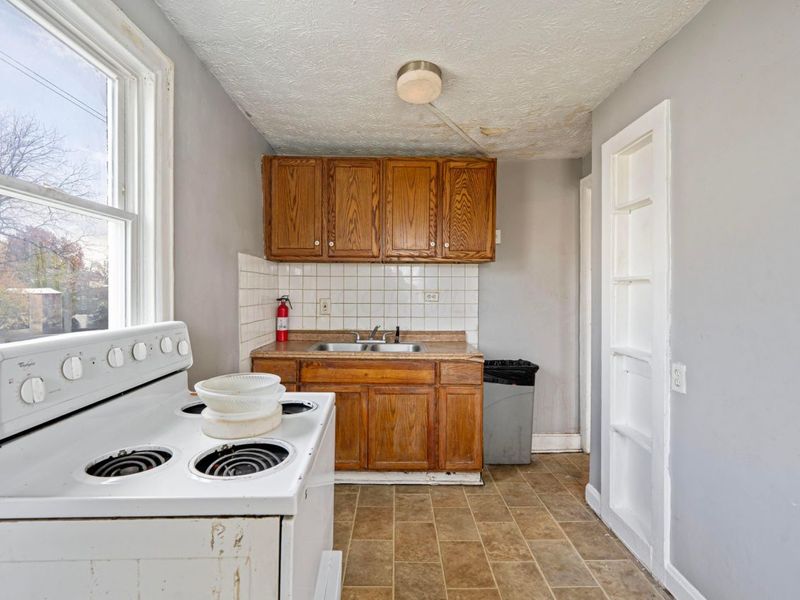 397 Catherine Street, Columbus, OH 43223 Photo 23