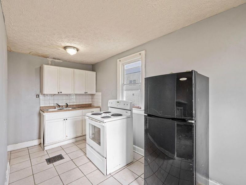 397 Catherine Street, Columbus, OH 43223 Photo 25