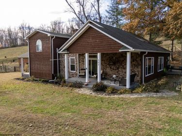 583 Mills Street, West Milford, WV 26451