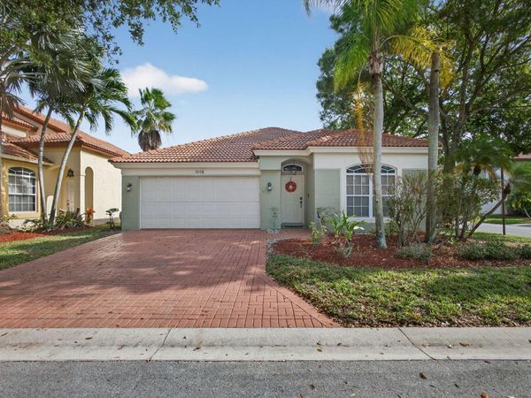 5156 Elpine Way, Palm Beach Gardens, FL 33418