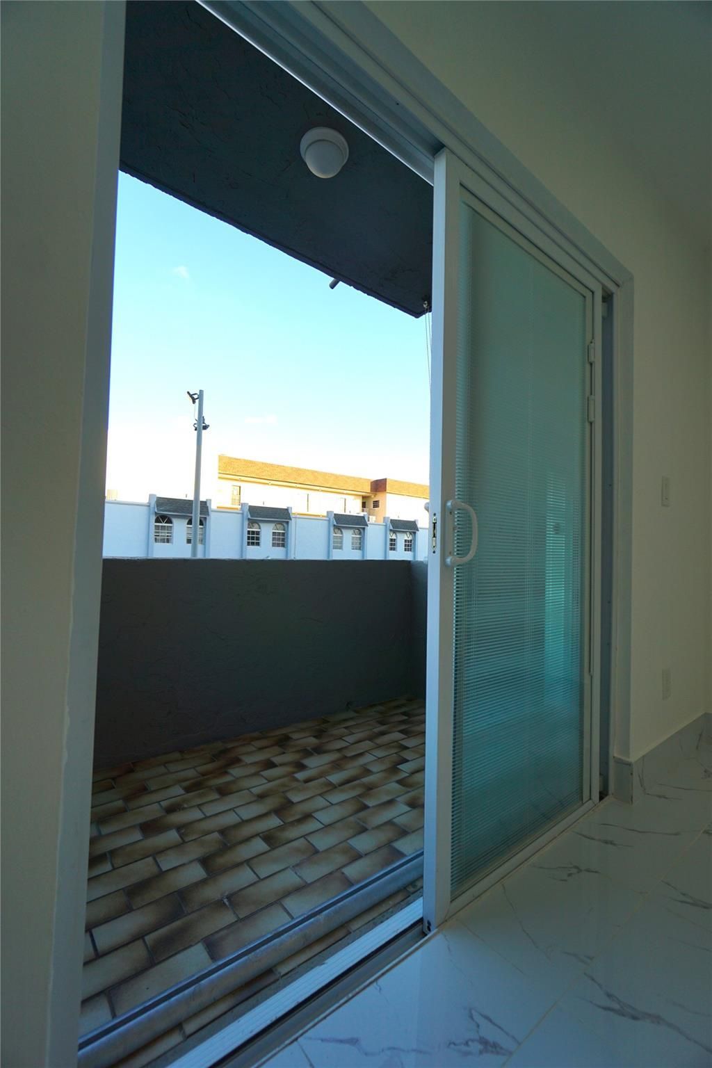 1035 W 77th St, Unit 208, Hialeah, FL 33014 Photo