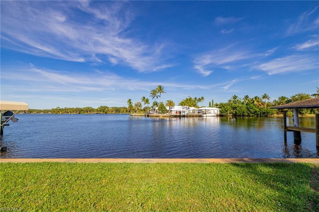 14502 Riverside Dr, Fort Myers, FL 33905 Photo