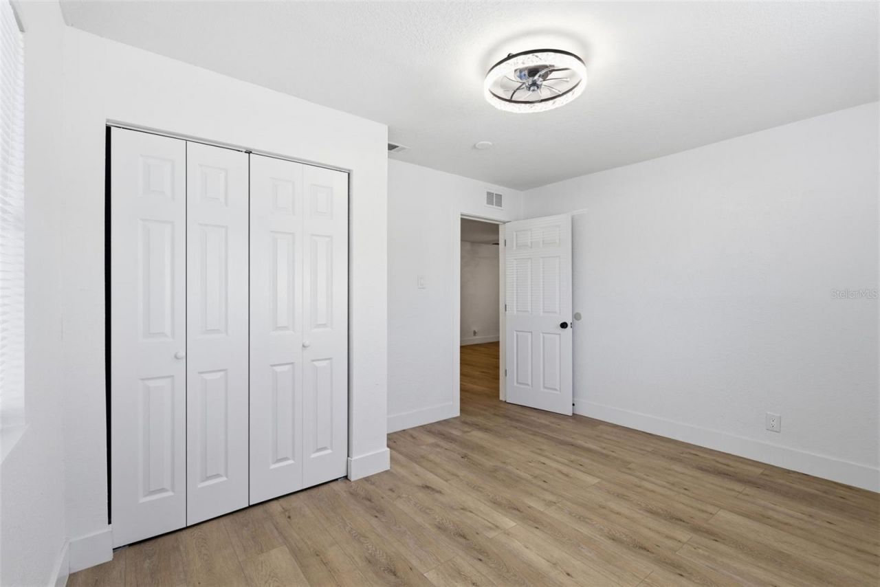 525 27th Avenue S, Saint Petersburg, FL 33705 Photo