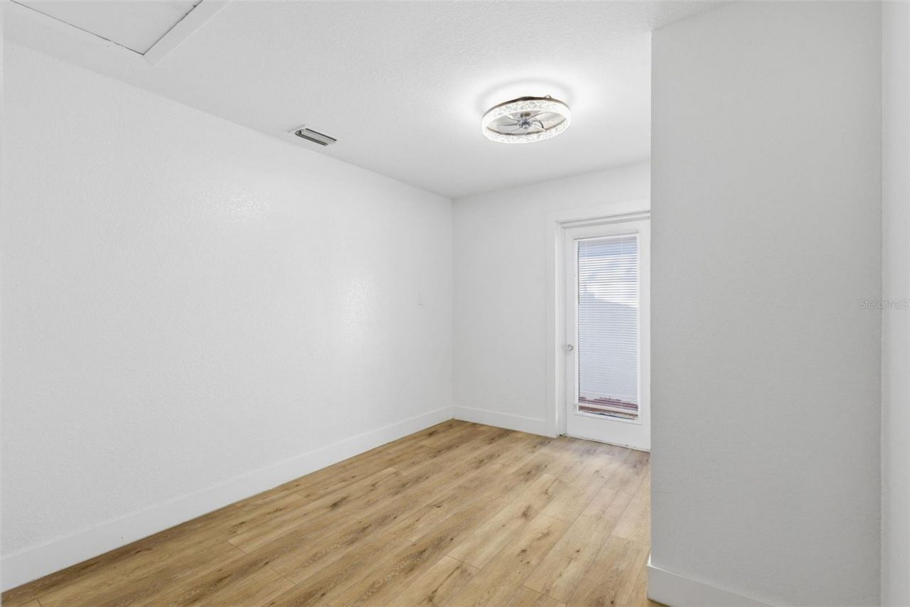 525 27th Avenue S, Saint Petersburg, FL 33705 Photo