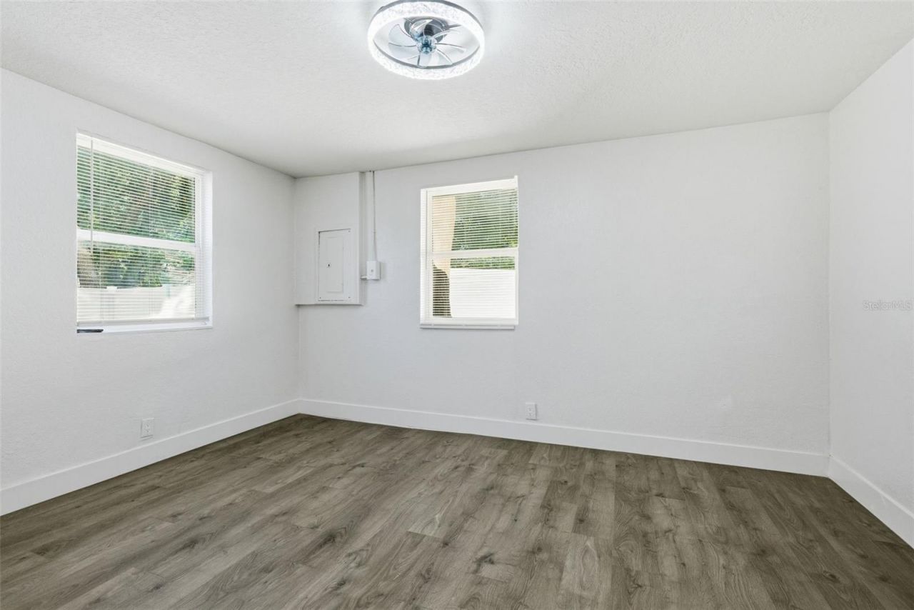 525 27th Avenue S, Saint Petersburg, FL 33705 Photo