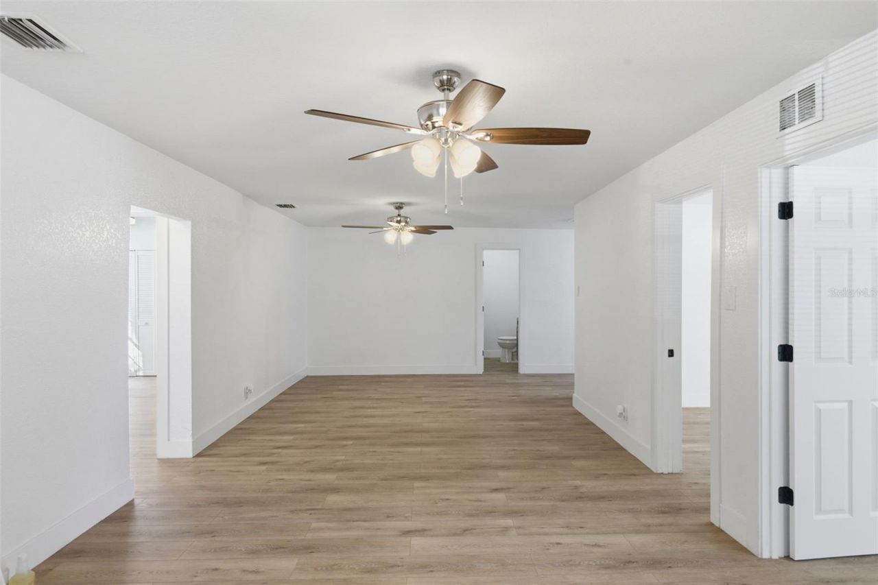 525 27th Avenue S, Saint Petersburg, FL 33705 Photo