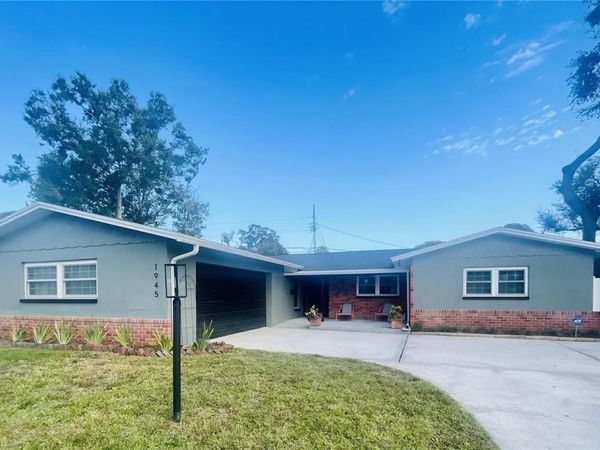 1945 68TH AVENUE S, ST PETERSBURG, FL 33712