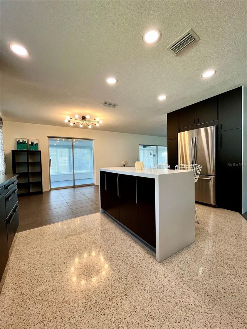 1945 68th Avenue S, Saint Petersburg, FL 33712 Photo