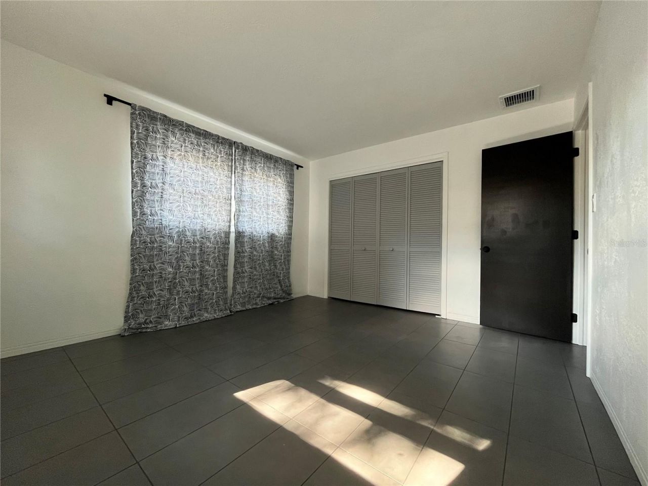 1945 68th Avenue S, Saint Petersburg, FL 33712 Photo