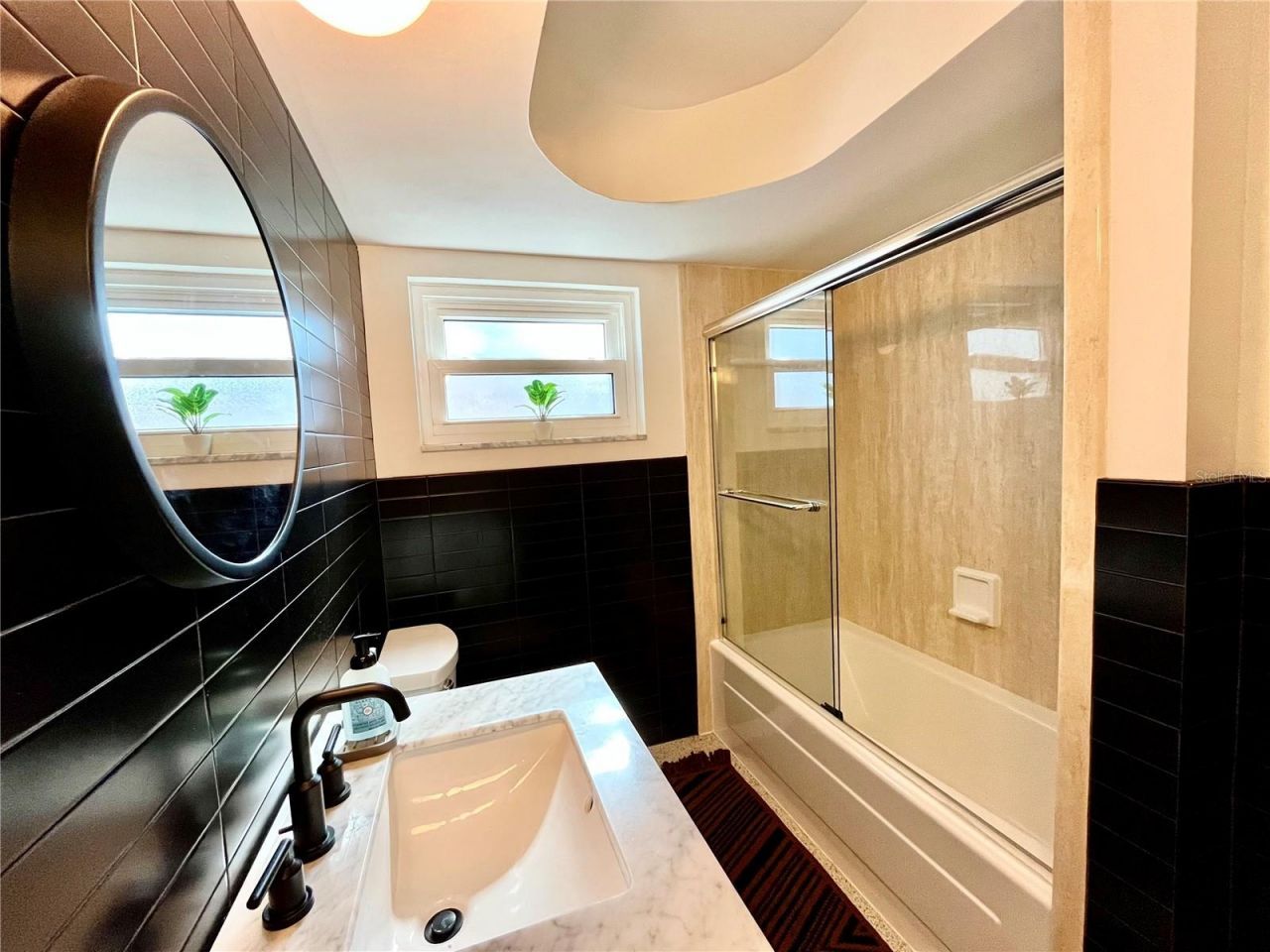 1945 68th Avenue S, Saint Petersburg, FL 33712 Photo