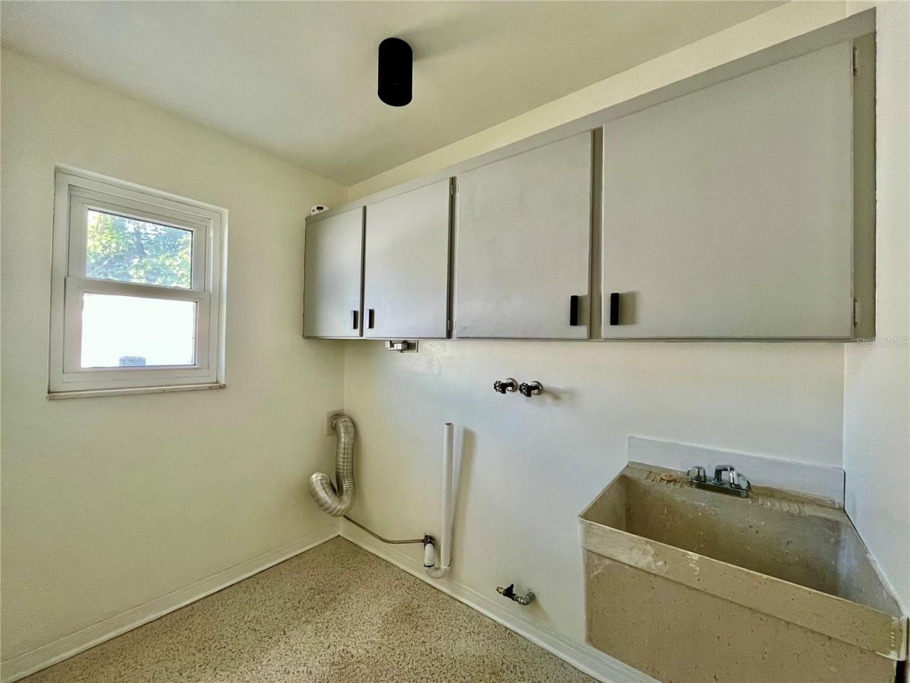 1945 68th Avenue S, Saint Petersburg, FL 33712 Photo