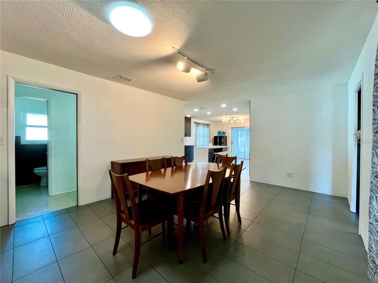 1945 68th Avenue S, Saint Petersburg, FL 33712 Photo