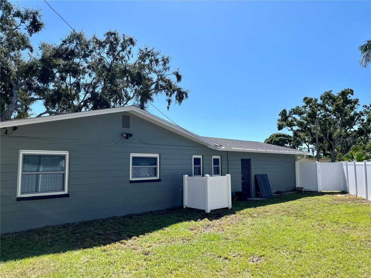 1945 68th Avenue S, Saint Petersburg, FL 33712 Photo