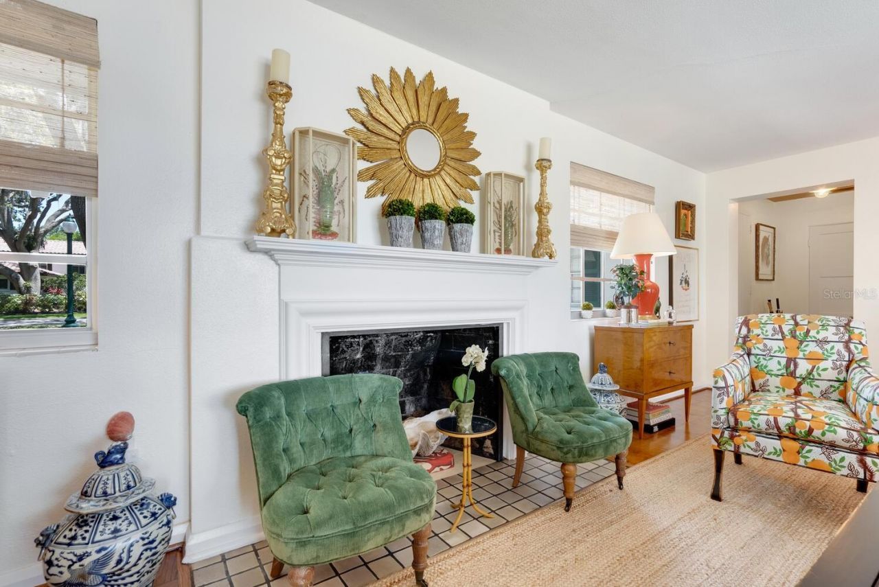 1542 Gulfview Drive, Sarasota, FL 34236 Photo