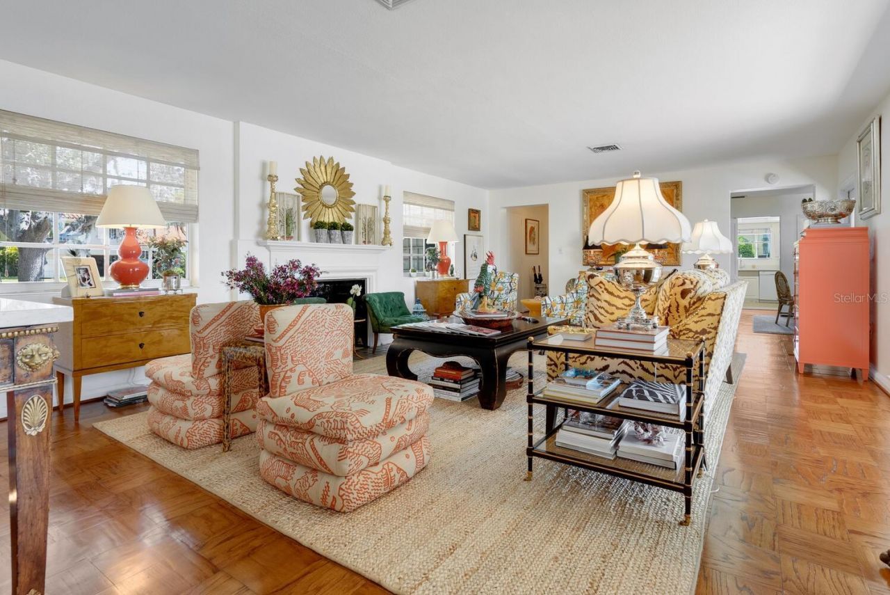 1542 Gulfview Drive, Sarasota, FL 34236 Photo