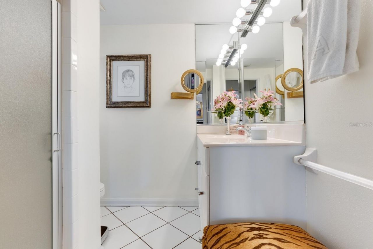 1542 Gulfview Drive, Sarasota, FL 34236 Photo