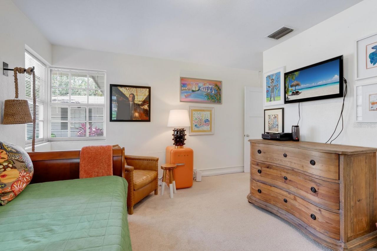 1542 Gulfview Drive, Sarasota, FL 34236 Photo