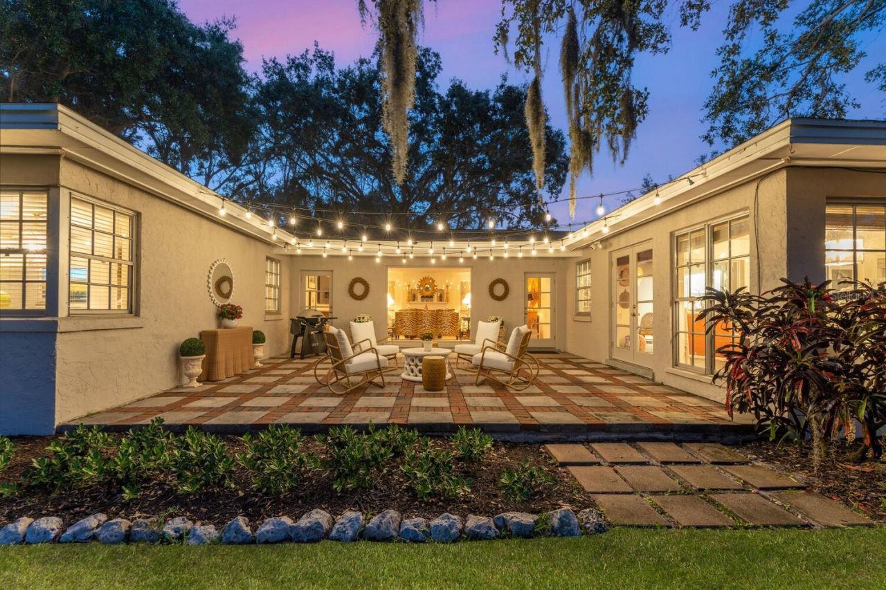 1542 Gulfview Drive, Sarasota, FL 34236 Photo