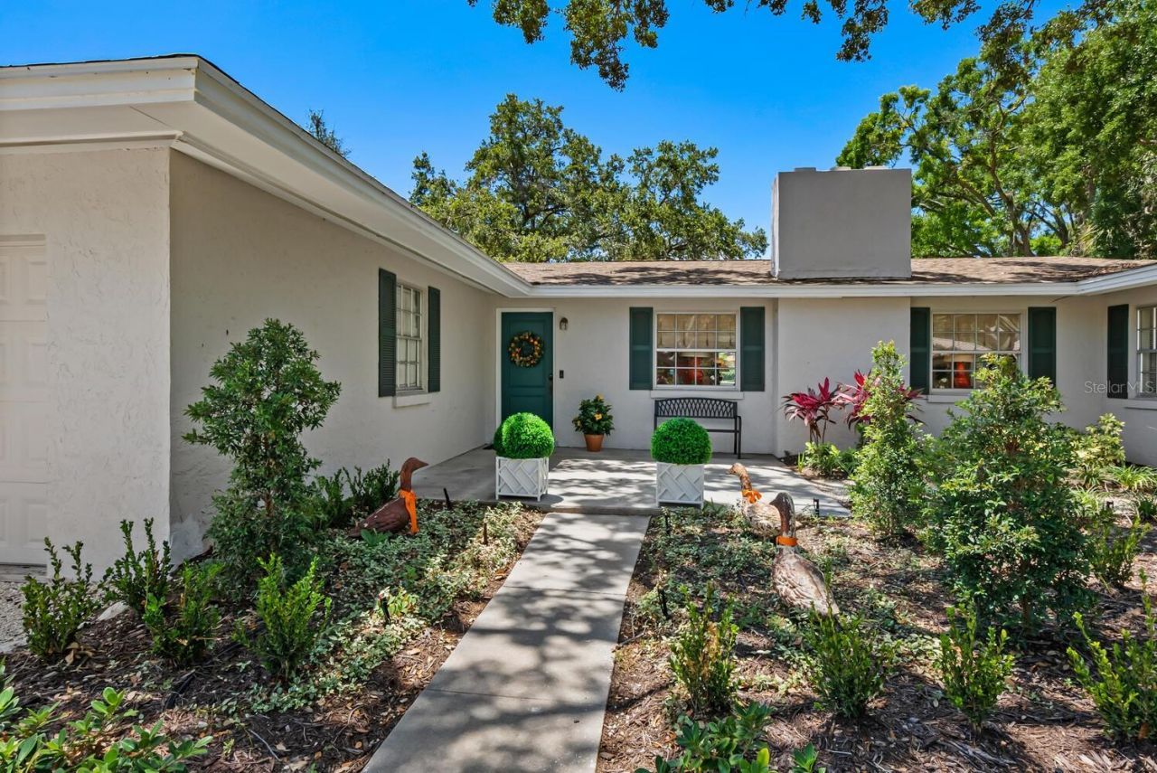 1542 Gulfview Drive, Sarasota, FL 34236 Photo