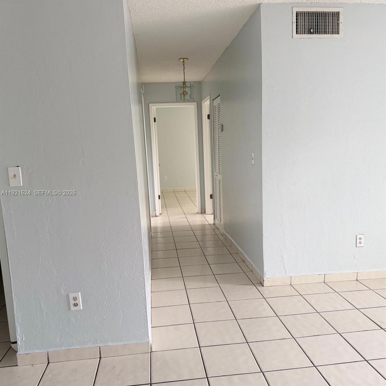 5501 NW 7th St, Unit E301, Miami, FL 33126 Photo