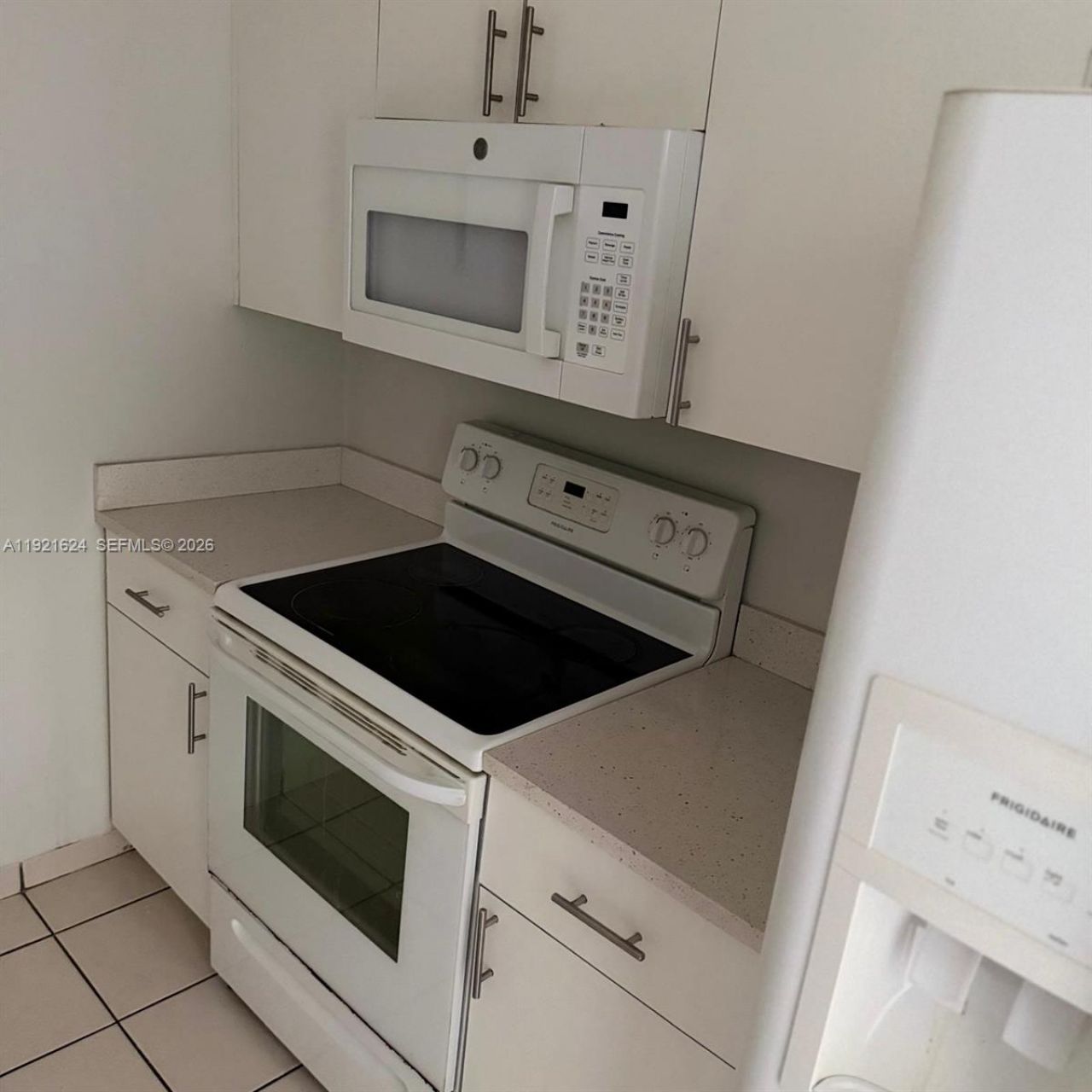 5501 NW 7th St, Unit E301, Miami, FL 33126 Photo