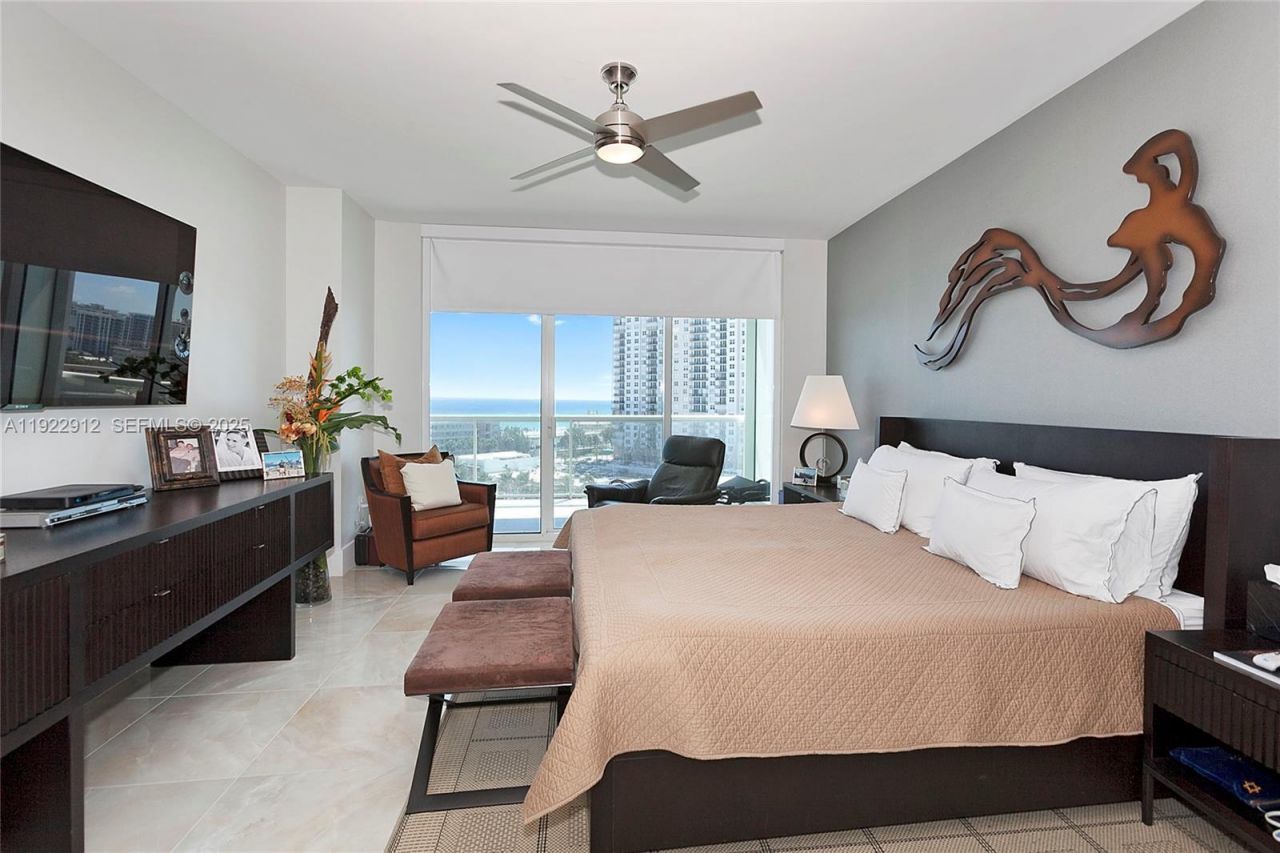 1 N Ocean Blvd, Unit 705, Pompano Beach, FL 33062 Photo
