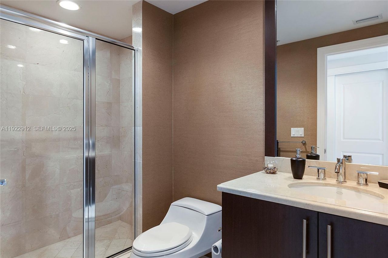 1 N Ocean Blvd, Unit 705, Pompano Beach, FL 33062 Photo