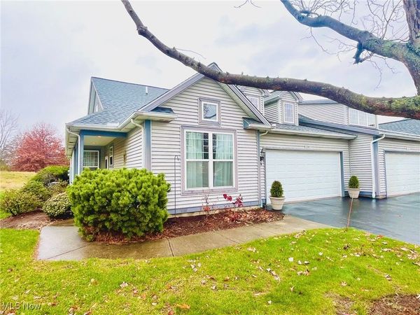 2148 Southampton Lane, Avon, OH 44011